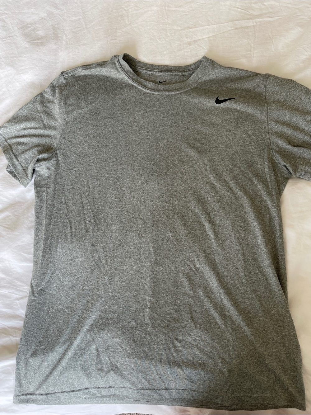 Nike Men's Heather Gray Athletic Short Sleeve Tee